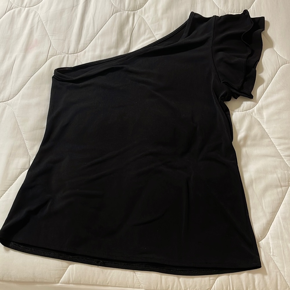 One sleeve blouse
